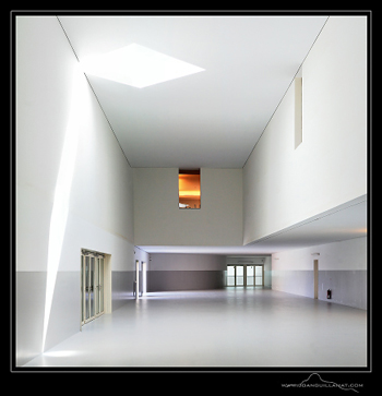 ALVARO SIZA CORNELLA 350 ALVARO SIZA CORNELLA 350